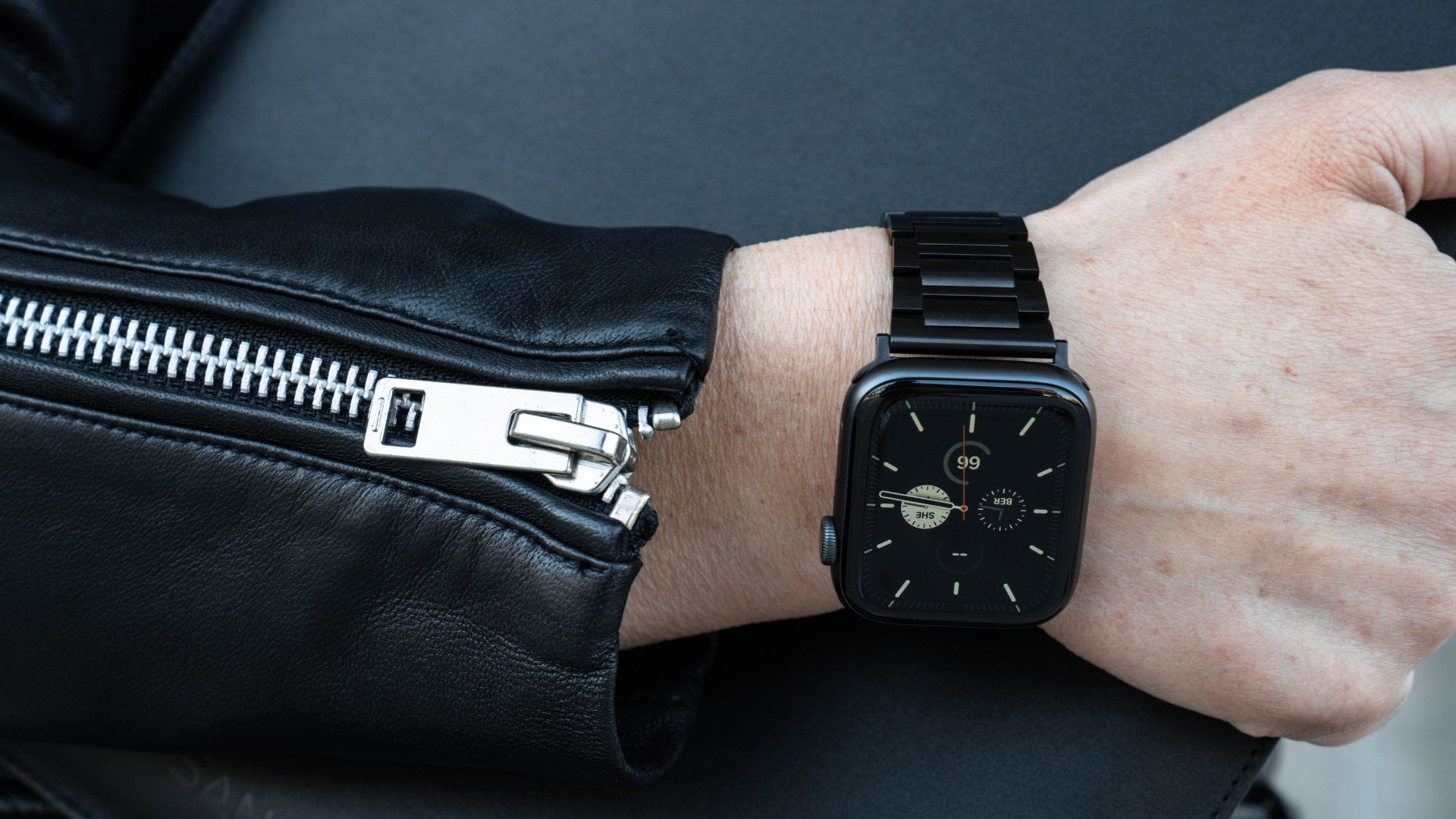 Apple Watch Bands for Women and Men: Elevate Your Style with SANDMARC