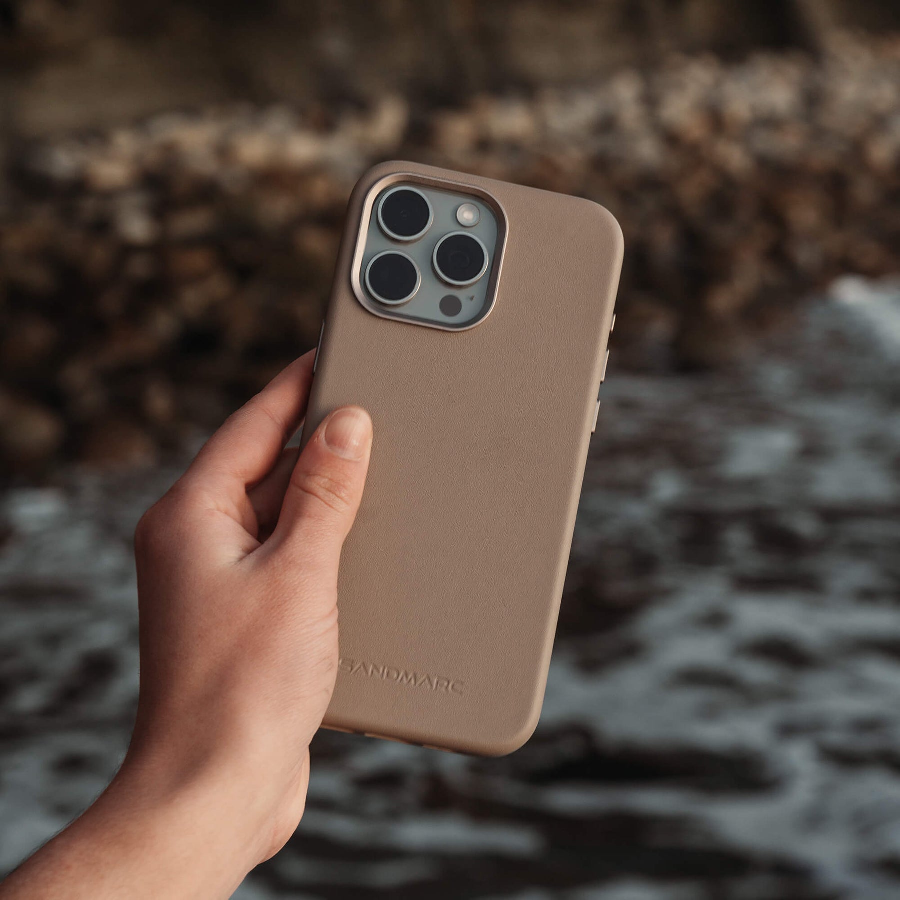 Minimal Leather Case - iPhone 15 Pro Max - Sand