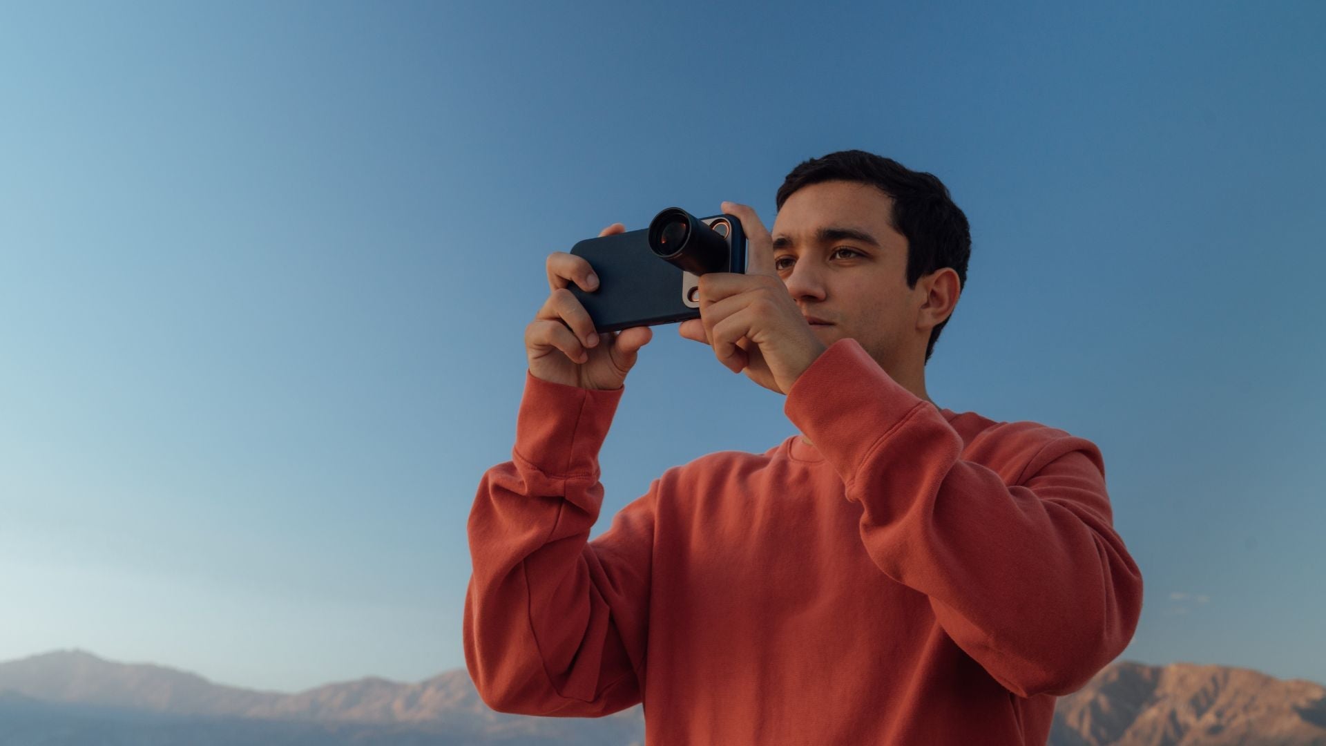 iPhone 17 Camera Lenses Guide: Specs, Tetraprism Advancements, and Tips for Shooting Like a Pro