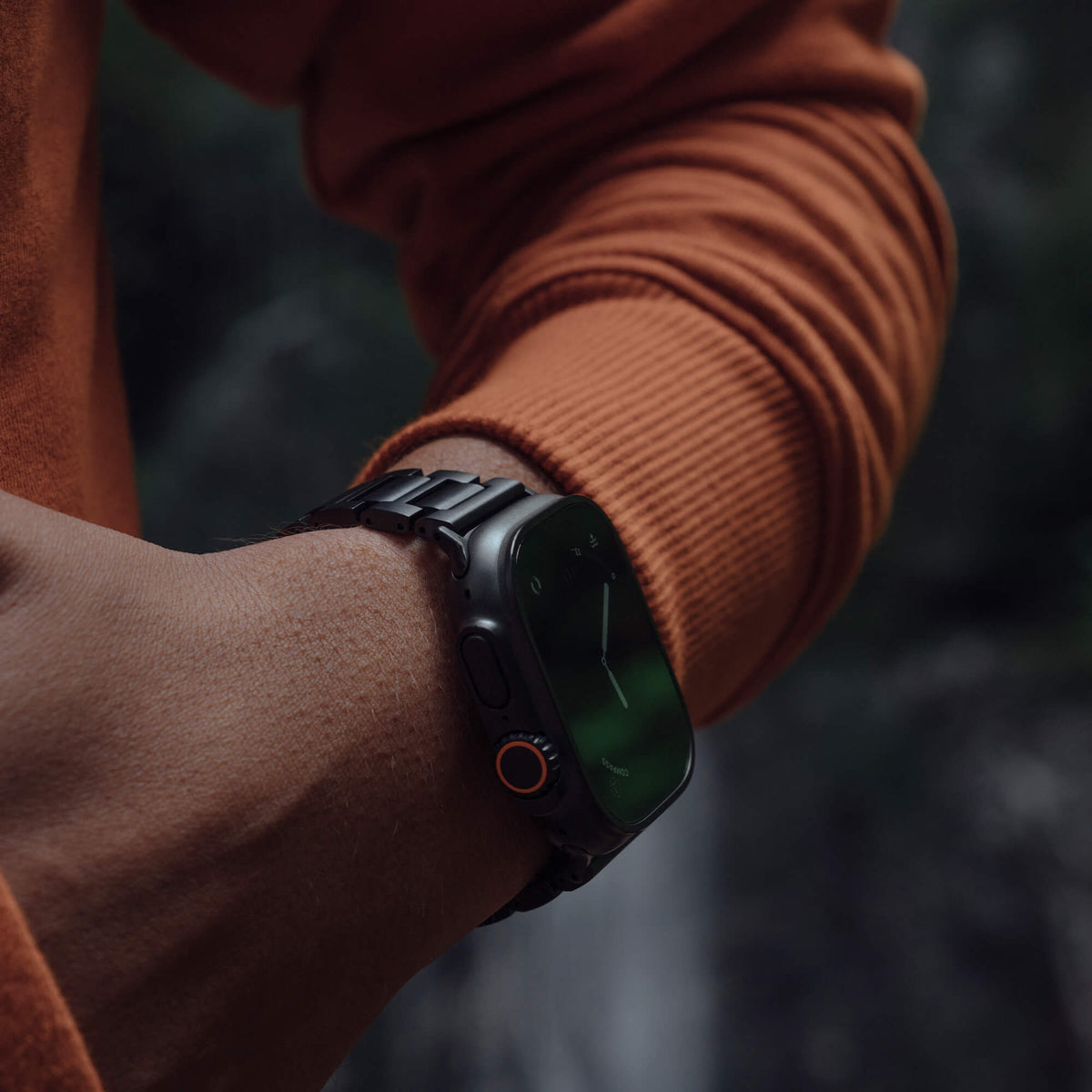 Apple Watch Ultra 2 Black Titanium Band - SANDMARC #type_grade 2