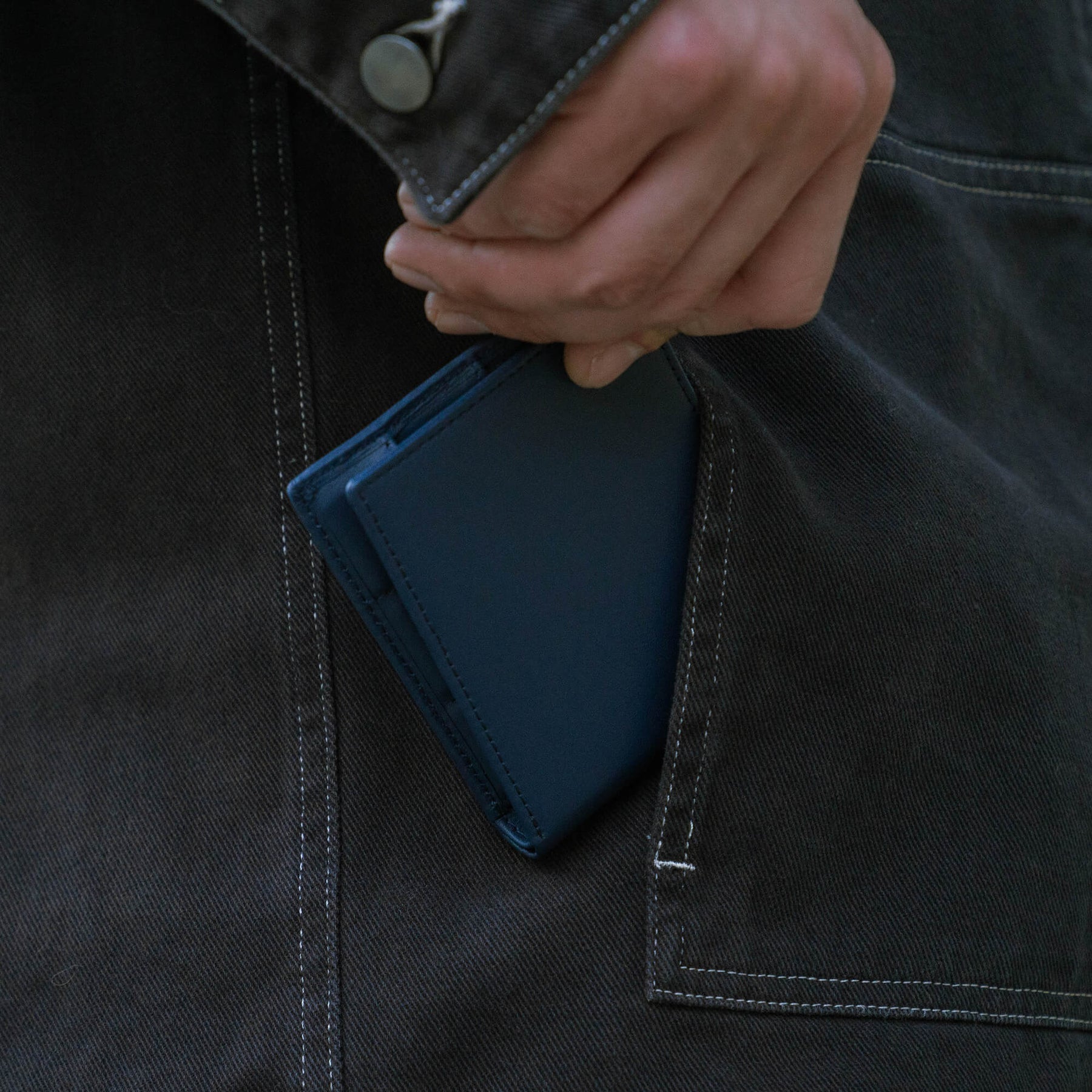 Capture Leather Wallet