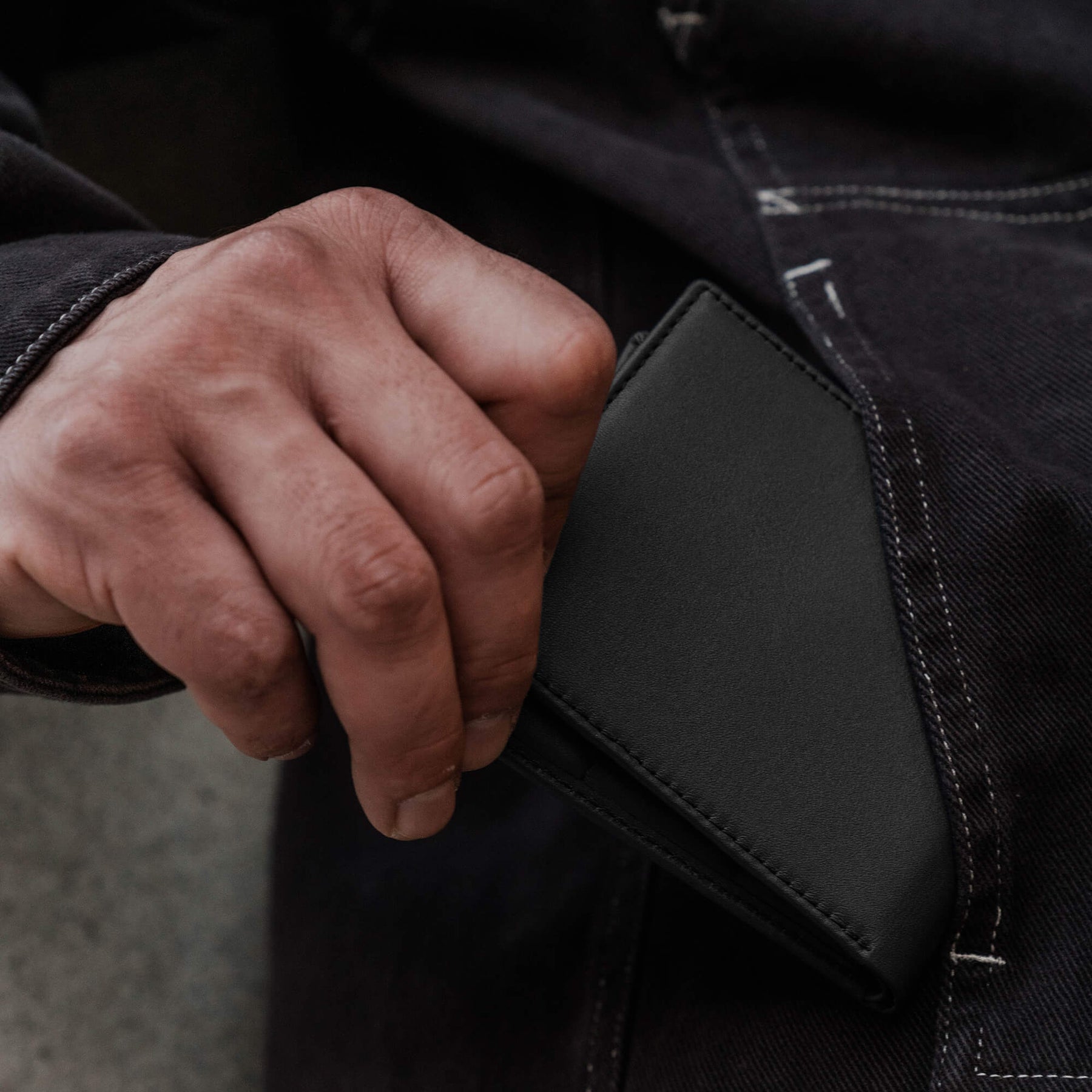Capture Leather Wallet