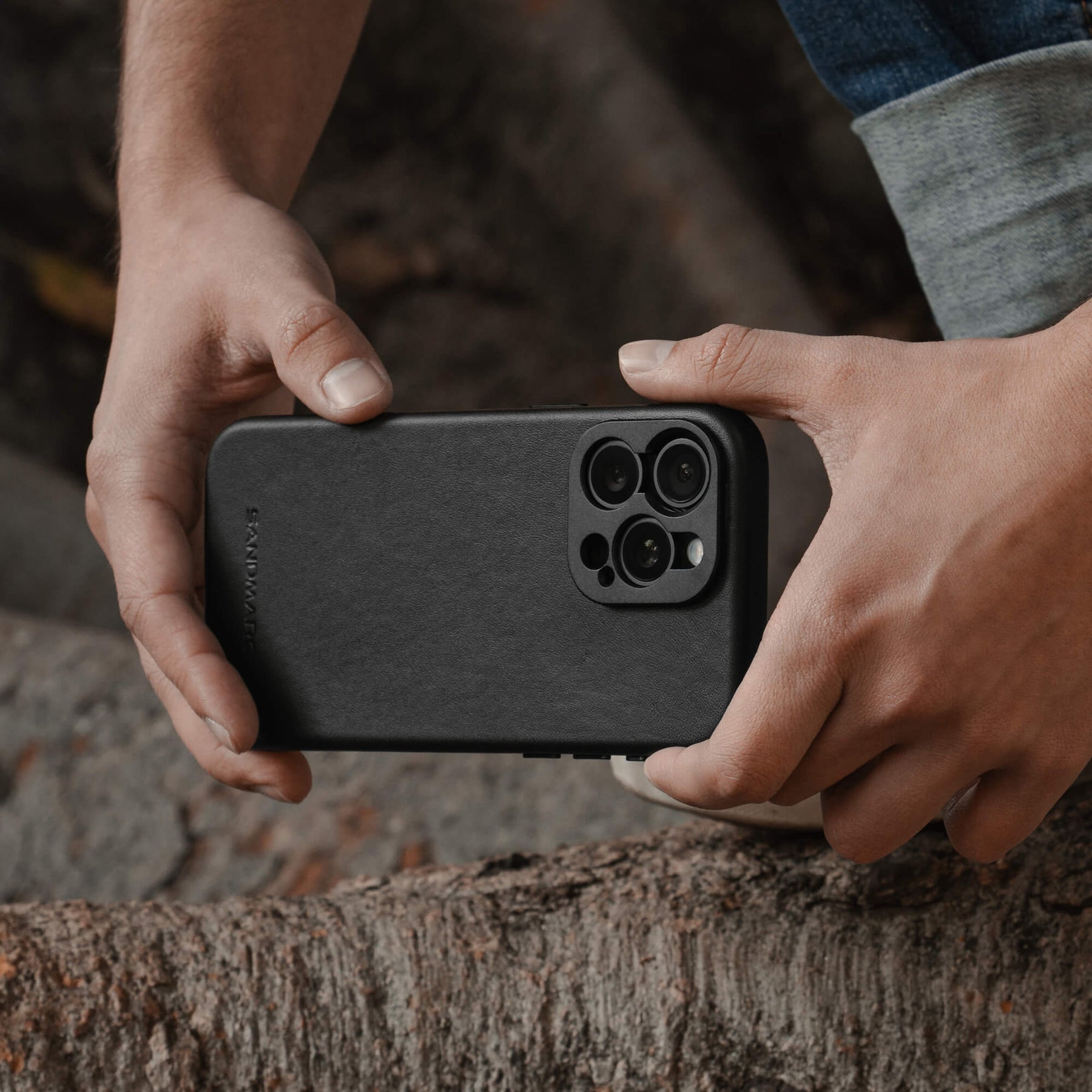 iPhone 17 Pro Leather Case - MagSafe Compatible - Black