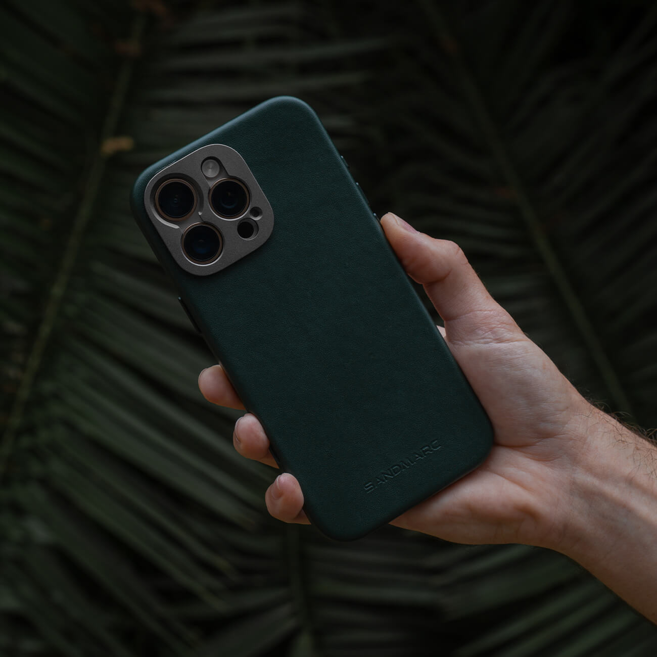 Pro Leather Case - iPhone 17 Pro - Forest Green