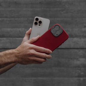 Pro Leather Case - iPhone 17 Pro - Red