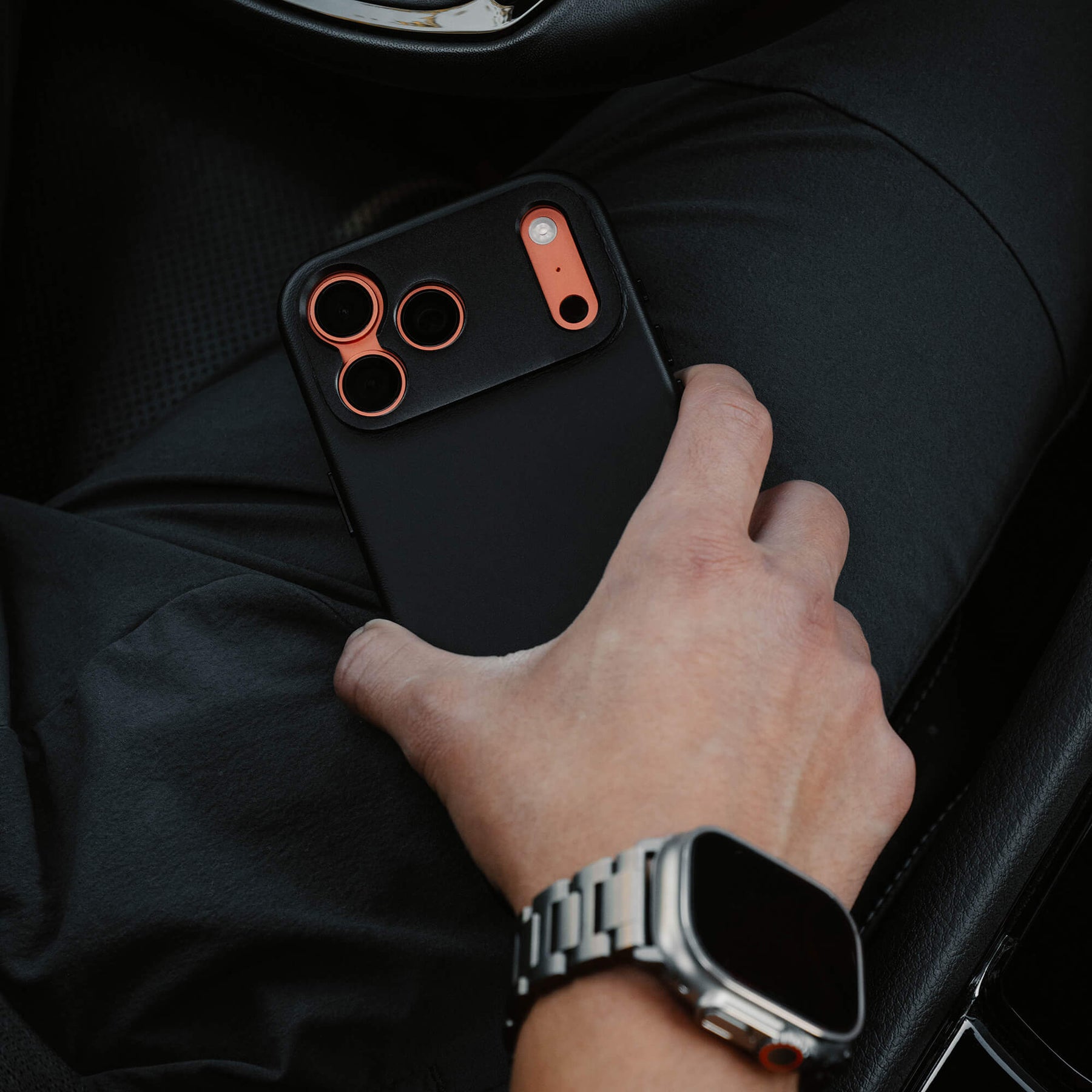 Pro Leather Case - iPhone 17 Pro - Black