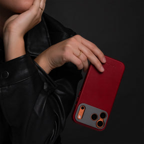 iPhone 17 Pro Max Red Leather Case - SANDMARC