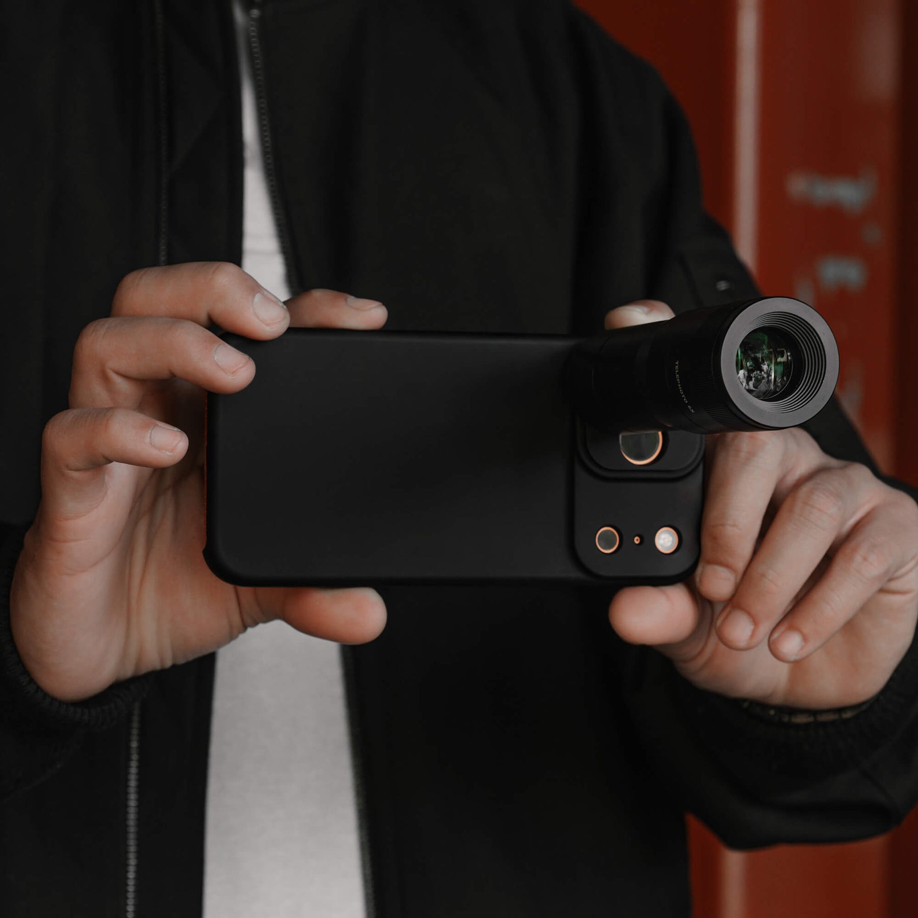 Telephoto Zoom 6x Lens - iPhone 17 Pro - SANDMARC