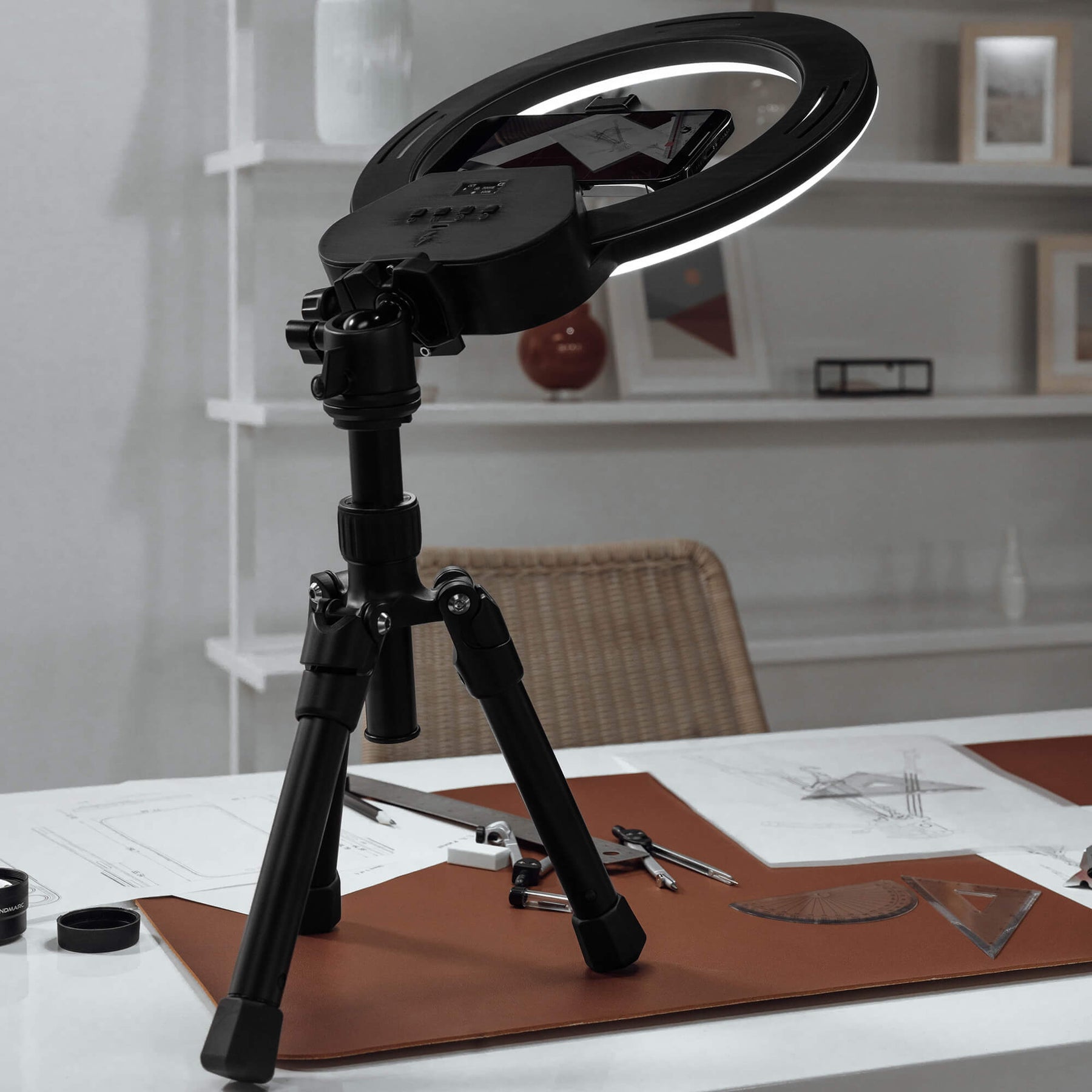 Ring Light - Wireless Edition for iPhone | SANDMARC Ring Light - Wireless Edition for iPhone | SANDMARC