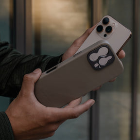 Pro Leather Case - iPhone 16 Pro - Sand