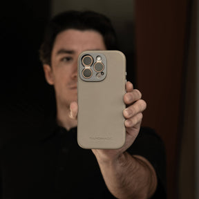 Pro Leather Case - iPhone 16 Pro - Sand