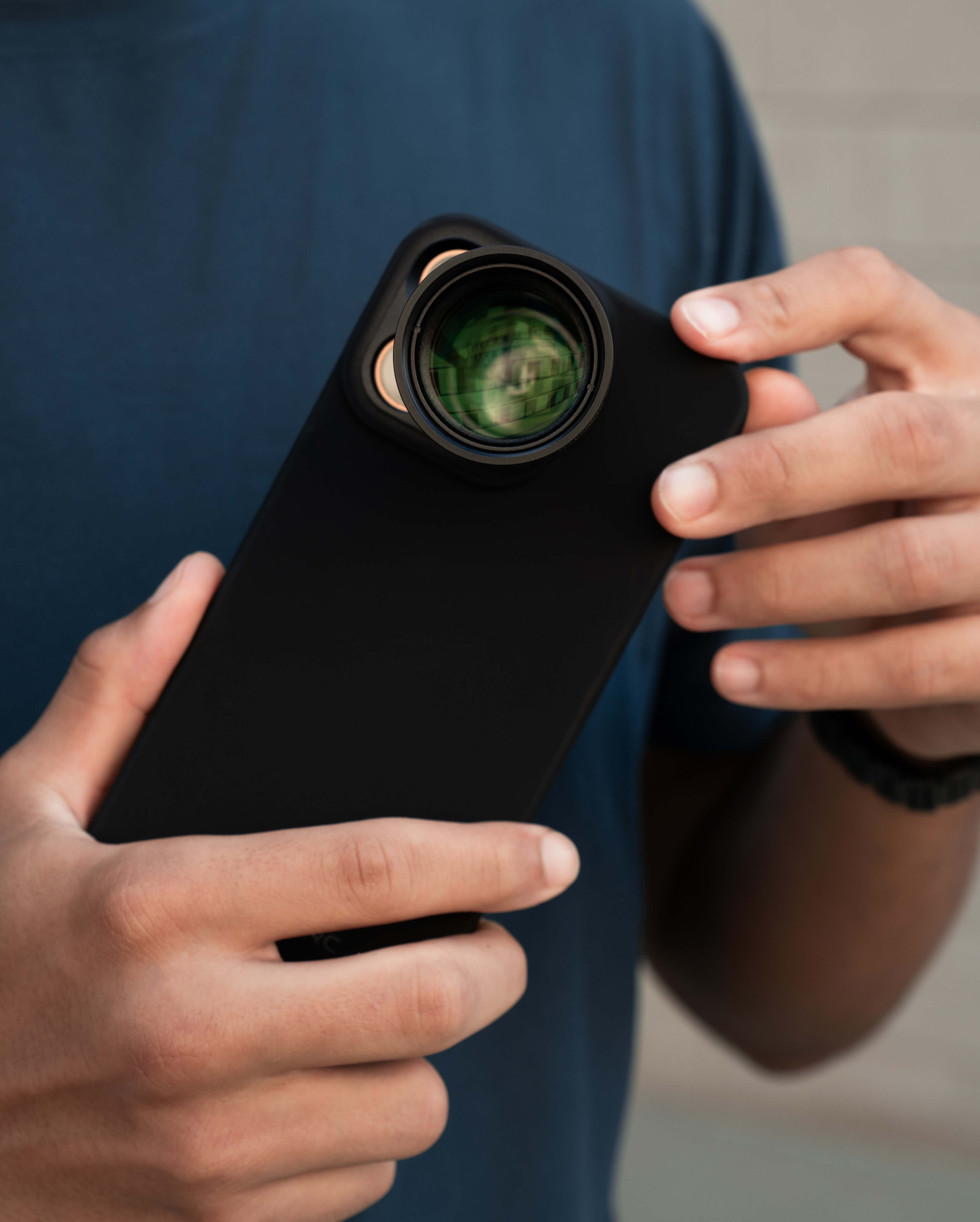Telephoto Tetraprism Lens Edition - iPhone 17 Pro Max | SANDMARC