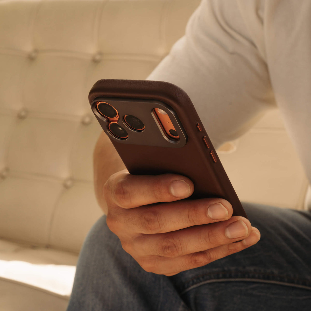 Pro Leather Case - iPhone 17 Pro Max - Brown