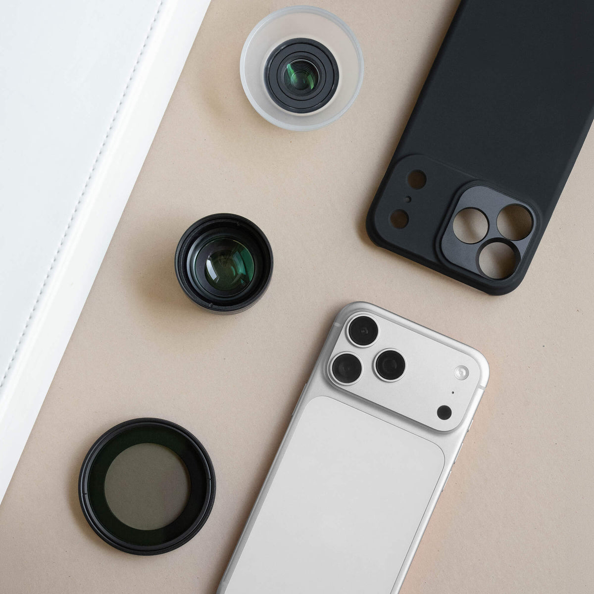 Drama Filter, Macro Lens, Telephoto Lens, and Standard Case