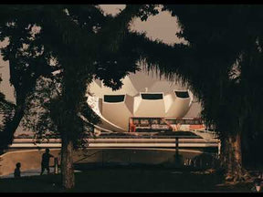 Telephoto Tetraprism Lens Edition - iPhone 17 Pro