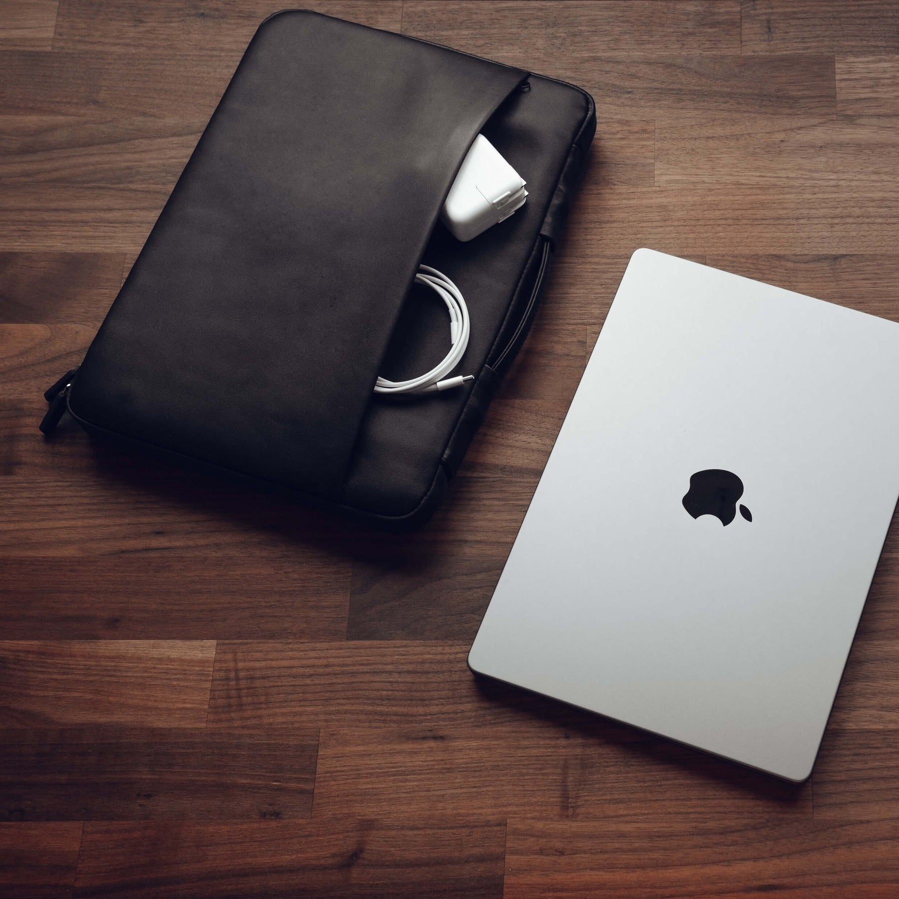 Butler Leather Hardshell Case for Apple MacBook Air 15 - BlackBrook Case